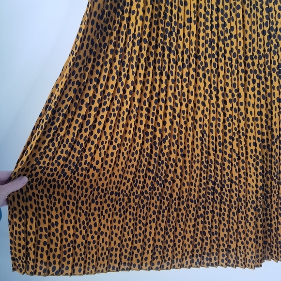 J. Crew Cheetah Print Pleated Flowy Chiffon Midi Skirt Size 12 - Picture 13 of 13